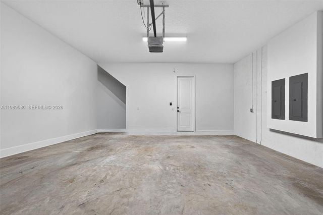 8267 SW 120th Ter, Miami, FL 33156