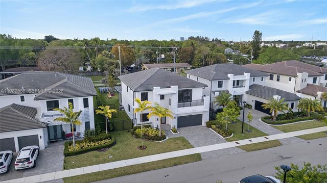 8267 SW 120th Ter, Miami, FL 33156