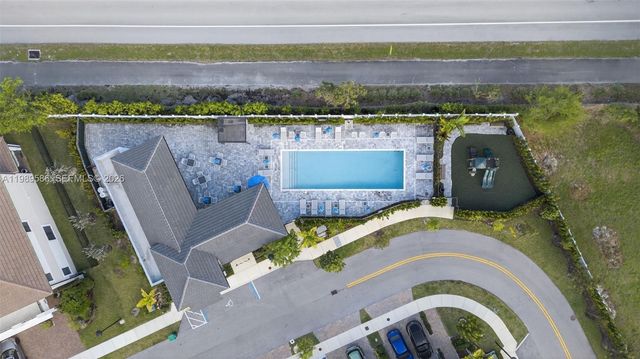 8267 SW 120th Ter, Miami, FL 33156