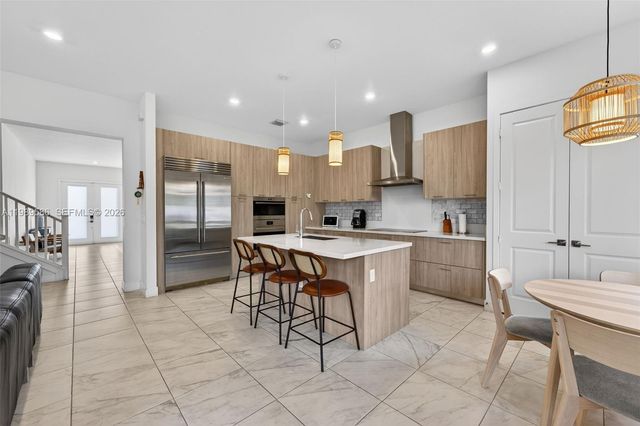 8267 SW 120th Ter, Miami, FL 33156