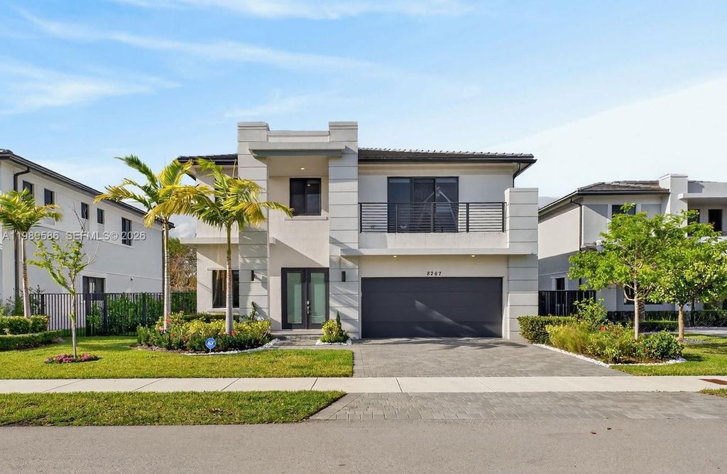 8267 SW 120th Ter, Miami, FL 33156