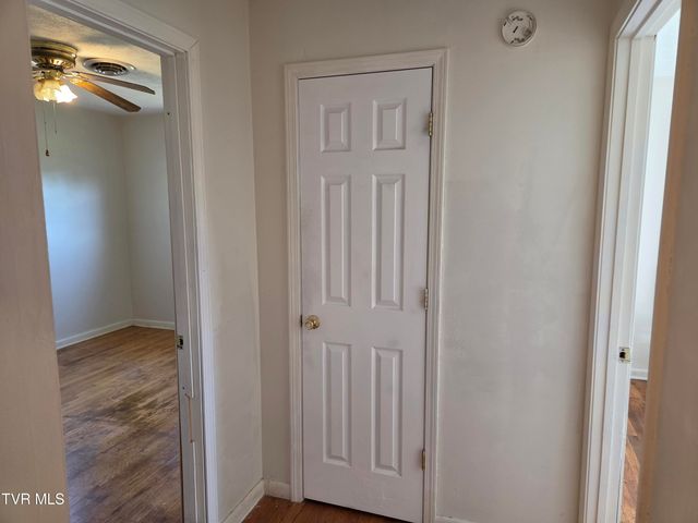20235 Mosby Avenue, Bristol, VA 24202