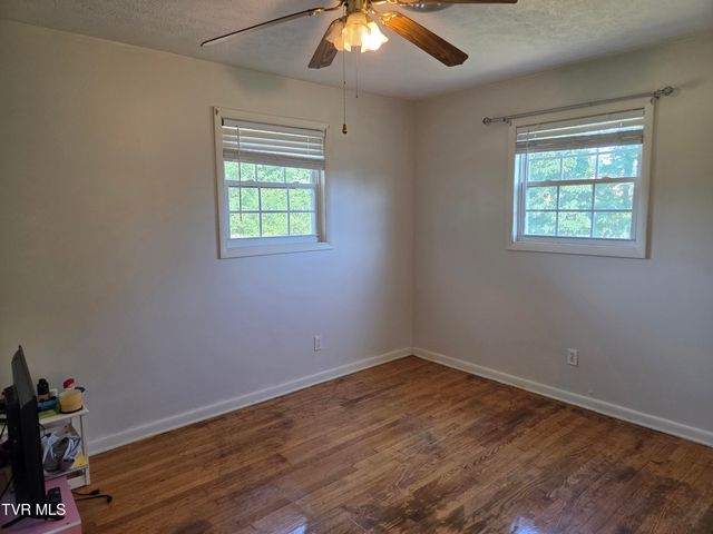 20235 Mosby Avenue, Bristol, VA 24202