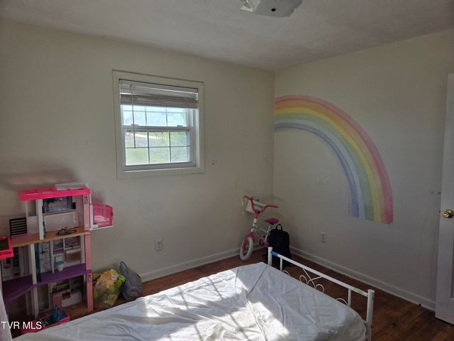 20235 Mosby Avenue, Bristol, VA 24202