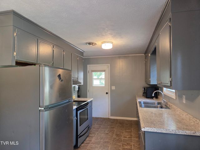 20235 Mosby Avenue, Bristol, VA 24202