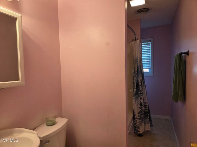 20235 Mosby Avenue, Bristol, VA 24202