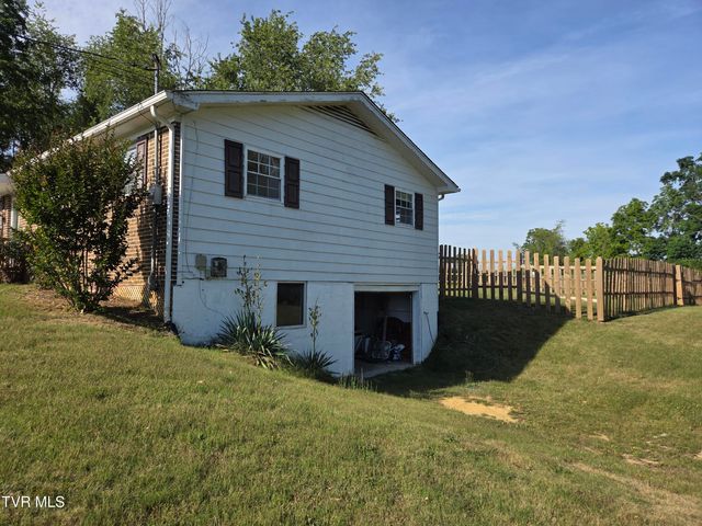 20235 Mosby Avenue, Bristol, VA 24202