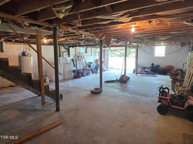 20235 Mosby Avenue, Bristol, VA 24202