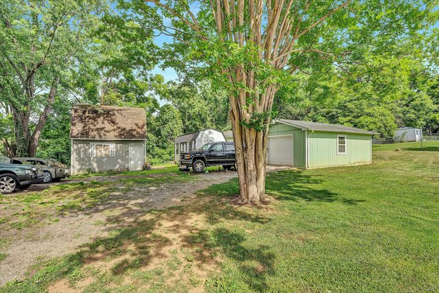 8402 Brubaker DR, Roanoke, VA 24019