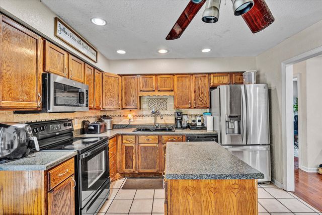 8402 Brubaker DR, Roanoke, VA 24019