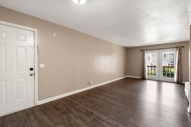 420 Elysian Fields Rd Apt E8, Nashville, TN 37211