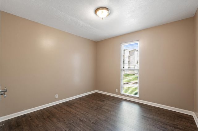 420 Elysian Fields Rd Apt E8, Nashville, TN 37211