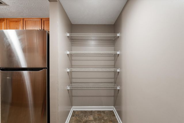 420 Elysian Fields Rd Apt E8, Nashville, TN 37211
