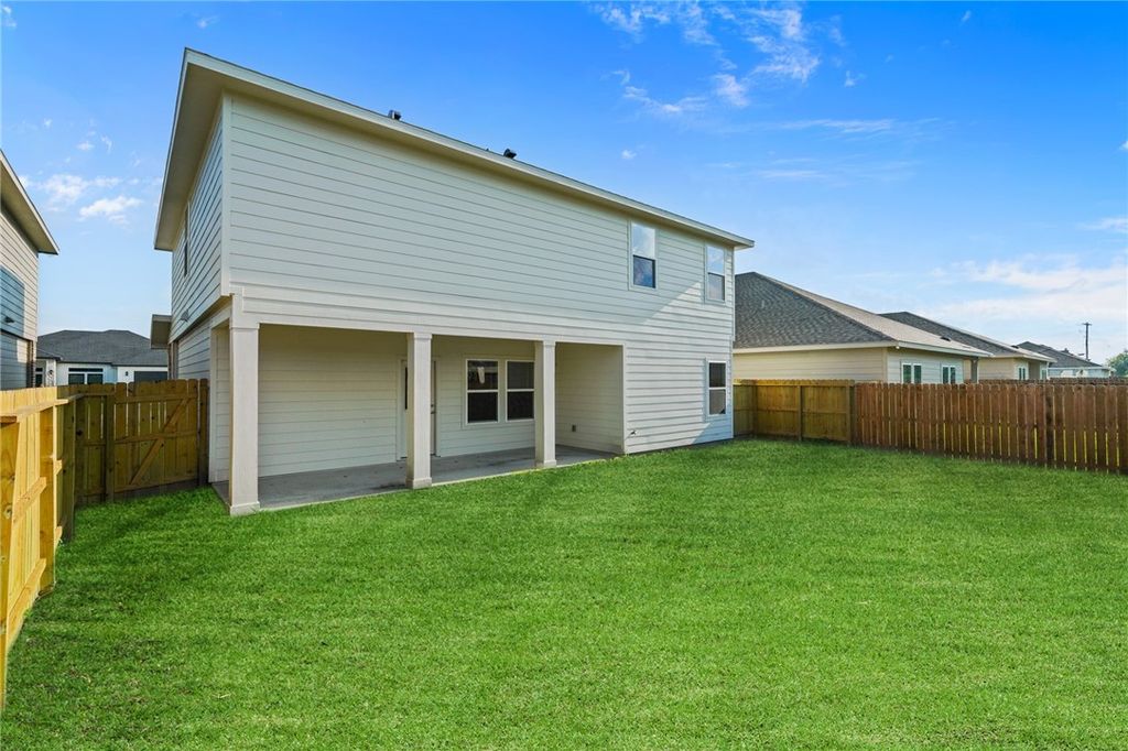 107 Sapphire St, Portland, TX 78374 — photo 3