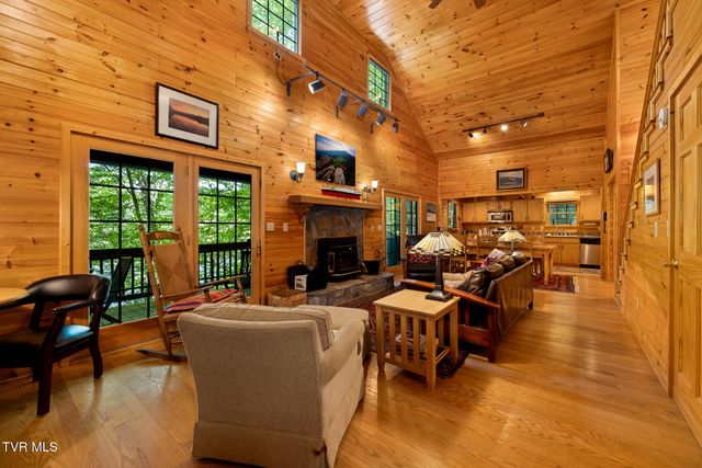 206 Ripshin Lake Road, Roan Mountain, TN 37687