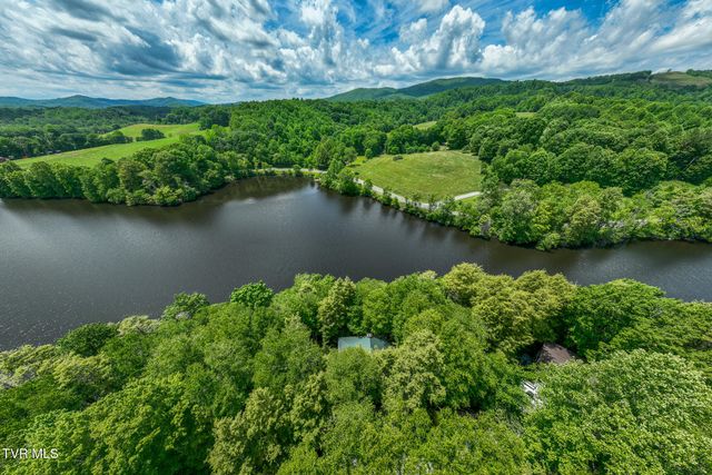 206 Ripshin Lake Road, Roan Mountain, TN 37687