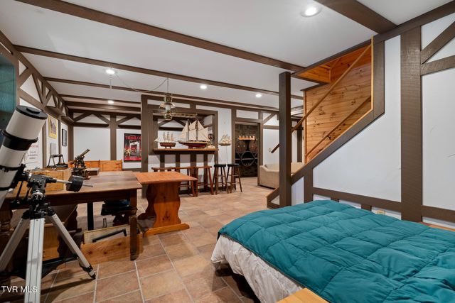 206 Ripshin Lake Road, Roan Mountain, TN 37687