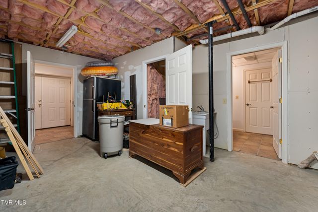 206 Ripshin Lake Road, Roan Mountain, TN 37687