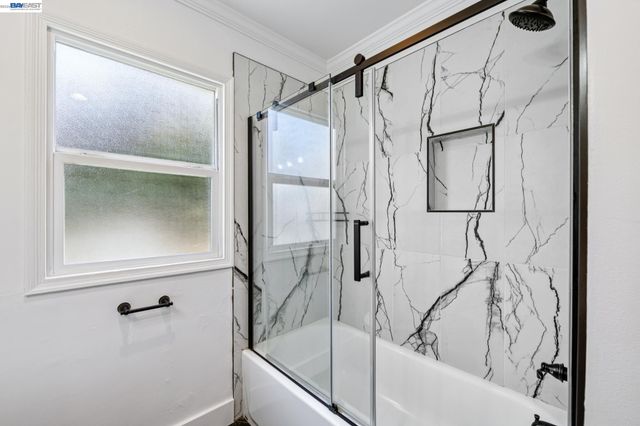 2107 Lessley Ave, Castro Valley, CA 94546