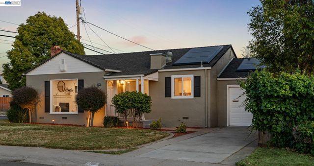 2107 Lessley Ave, Castro Valley, CA 94546
