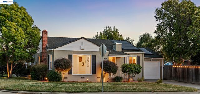 2107 Lessley Ave, Castro Valley, CA 94546