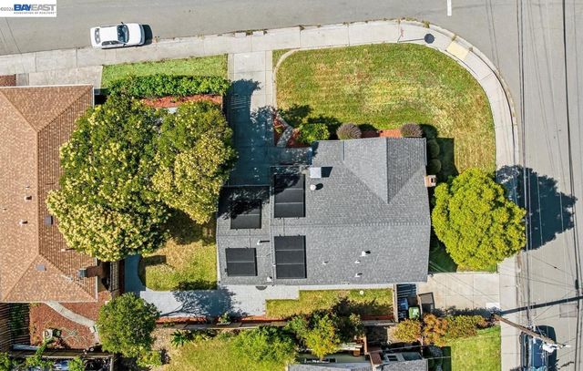 2107 Lessley Ave, Castro Valley, CA 94546