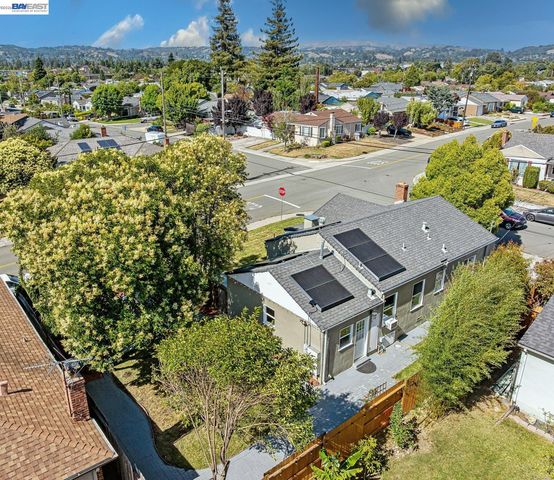2107 Lessley Ave, Castro Valley, CA 94546