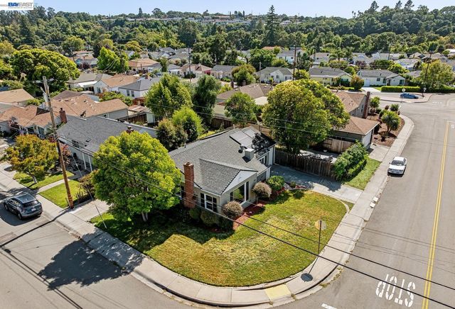 2107 Lessley Ave, Castro Valley, CA 94546