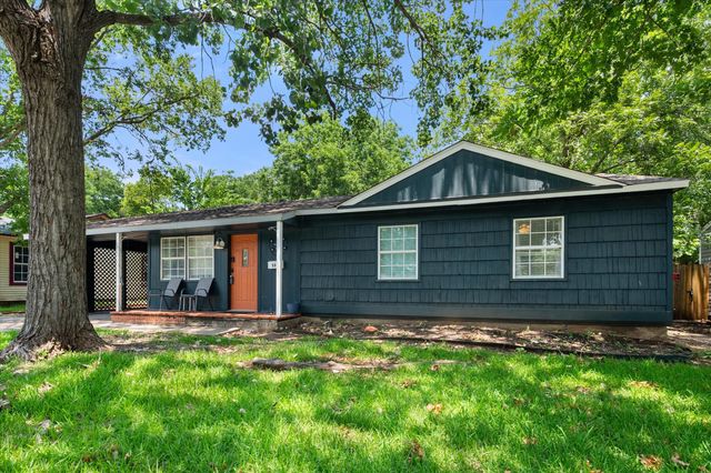555 W Main Street, Lancaster, TX 75146