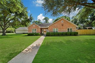 34605 Kara Lane, Pinehurst, TX 77362