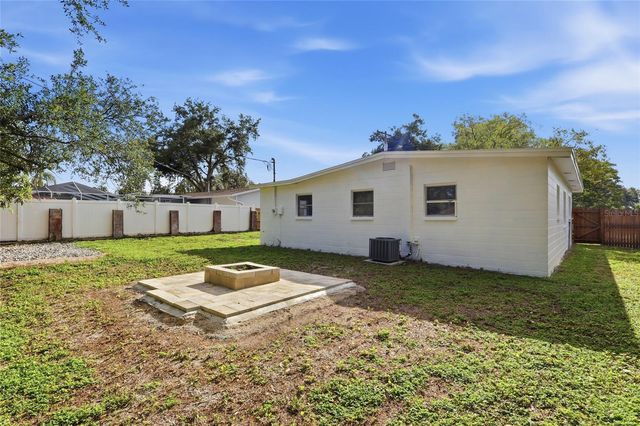 410 S OAKWOOD AVENUE, Brandon, FL 33511