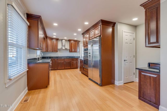 949 Karen Road, Kingsport, TN 37660