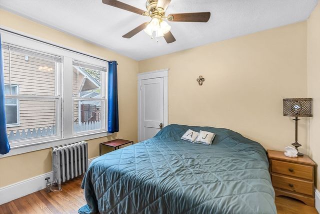 79 Marsden St, Springfield, MA 01109