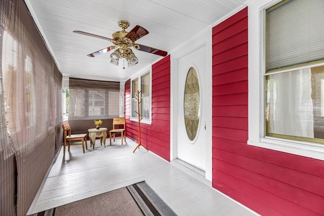79 Marsden St, Springfield, MA 01109