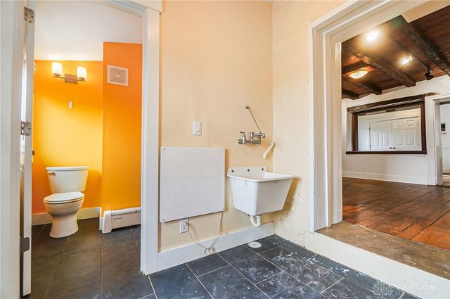 1594 W Dayton Yellow Springs Road, Xenia, OH 45385