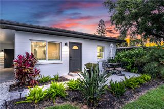 3231 NEW ENGLAND STREET, Sarasota, FL 34231