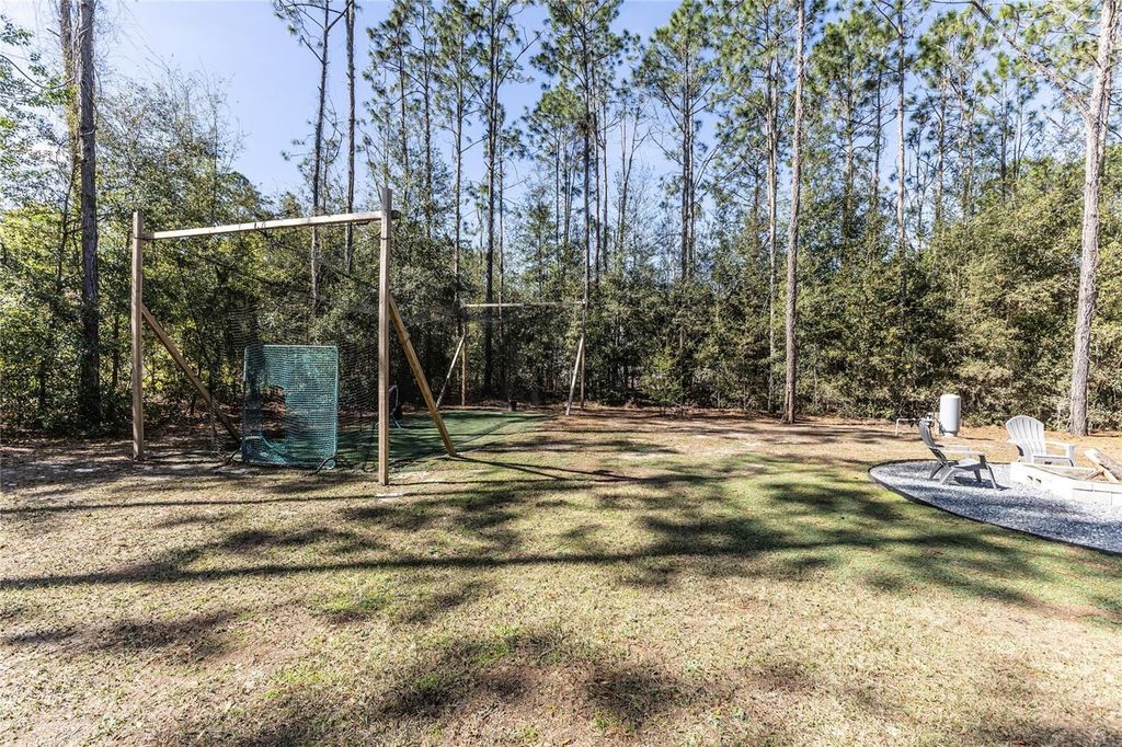 Image 35 of property listing at 9036 COUNTY ROAD 121, Wildwood, FL 34785