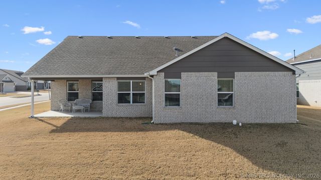1671 E 140th Street, Glenpool, OK 74033