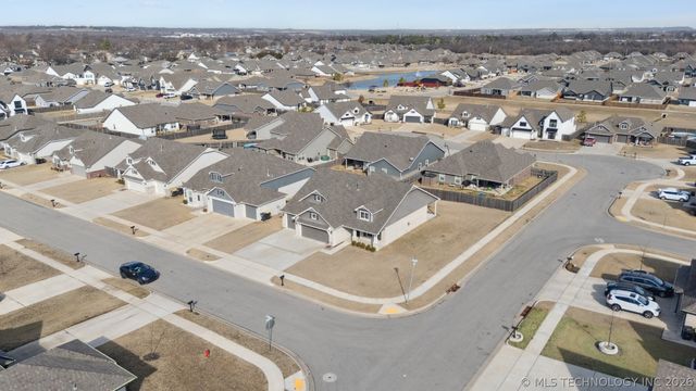 1671 E 140th Street, Glenpool, OK 74033