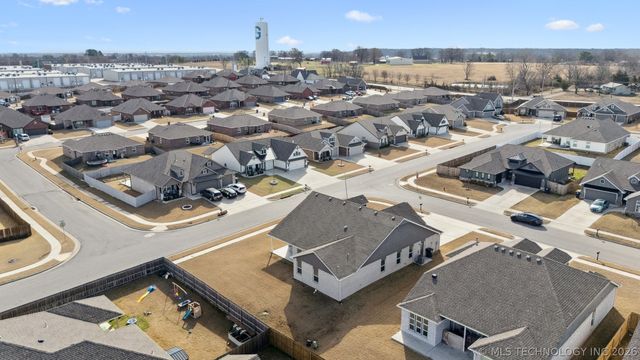 1671 E 140th Street, Glenpool, OK 74033