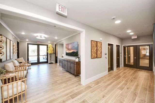 4639 Techniplex Drive 1416, Stafford, TX 77477