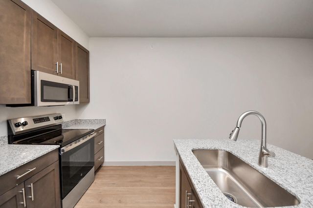 4639 Techniplex Drive 1416, Stafford, TX 77477