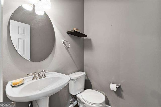 2511 Alvecot Circle SE, Atlanta, GA 30339