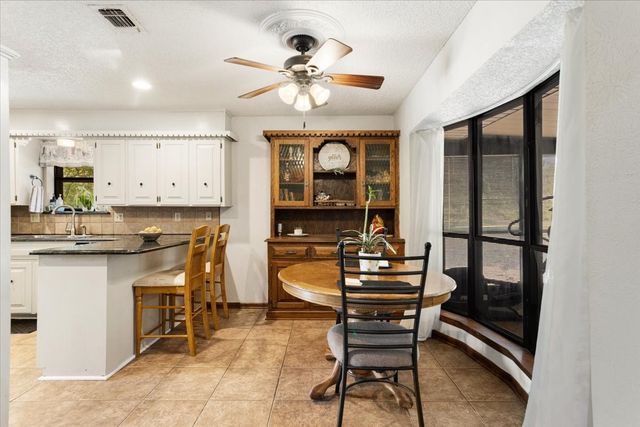 110 Bois D Arc Street, Tom Bean, TX 75491