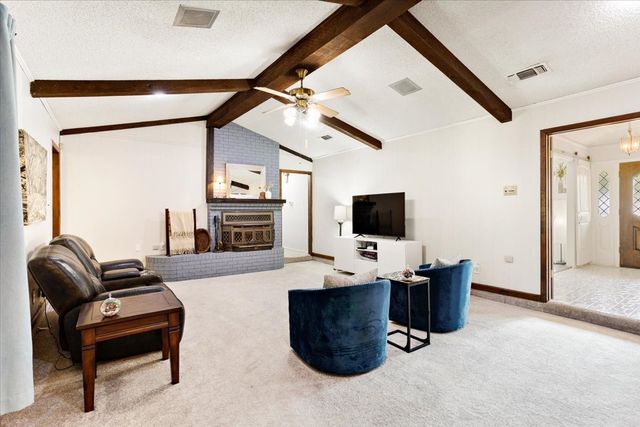 110 Bois D Arc Street, Tom Bean, TX 75491