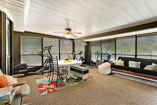 110 Bois D Arc Street, Tom Bean, TX 75491