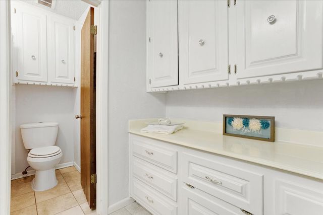 110 Bois D Arc Street, Tom Bean, TX 75491