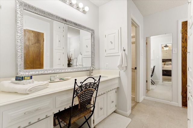 110 Bois D Arc Street, Tom Bean, TX 75491