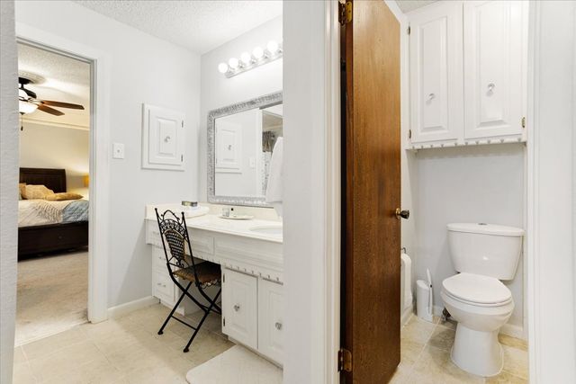 110 Bois D Arc Street, Tom Bean, TX 75491