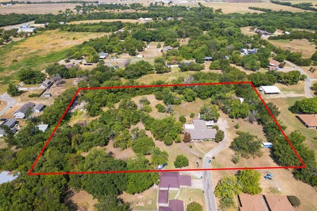 110 Bois D Arc Street, Tom Bean, TX 75491